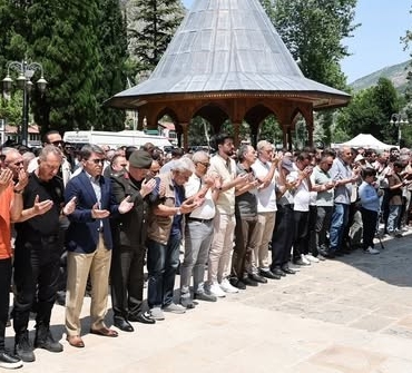 AMASYA’DA ESKİ GAZETECİ NECATİ APAYDIN HAYATINI KAYBETTİ
