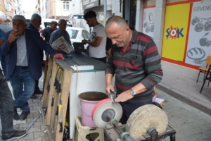 bicak-bileme-tezgahlari-yogunlasti