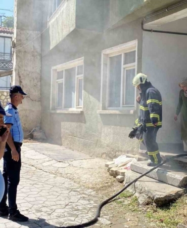 binanin-bodrum-katinda-yangin-cikti