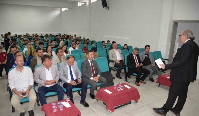 Eğitim ve Kültür Günleri devam ediyor