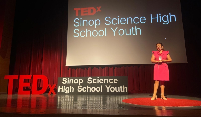 Şakrak’ın Yazarı Ayşe Gül Kara Zorlu memleketi Sinop’ta konuştu