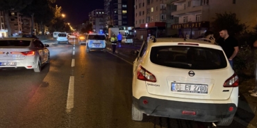 iki-otomobilin-carpistigi-kazada-5-kisi-yaralandi