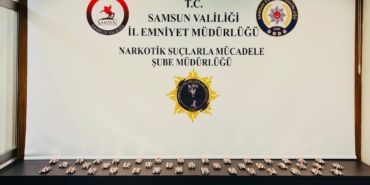 MOTOSİKLETTE 2 BİN 300 ADET SENTETİK ECZA ELE GEÇİRİLDİ: 1 GÖZALTI