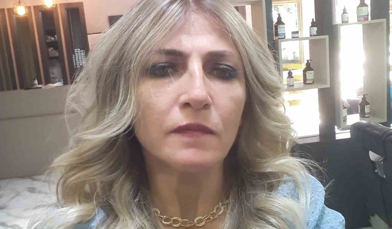 Otomobilin çarptığı kadın yaşamını yitirdi