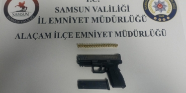 samsunda-bir-kisinin-uzerinde-ruhsatsiz-silah-ele-gecirildi