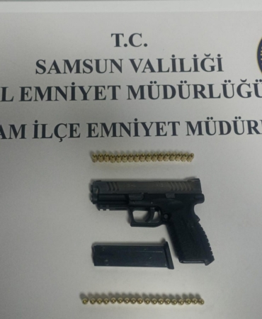 samsunda-bir-kisinin-uzerinde-ruhsatsiz-silah-ele-gecirildi