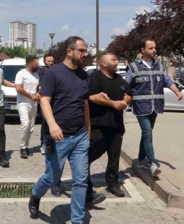 sanayi-sitesi-cinayetinin-sanigi-hakim-karsisinda