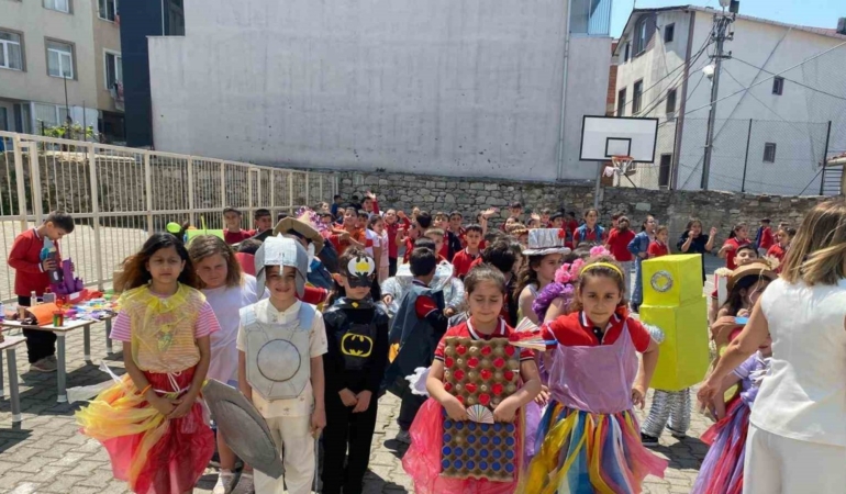 Sinop’ta atık malzemeler sanata dönüştü