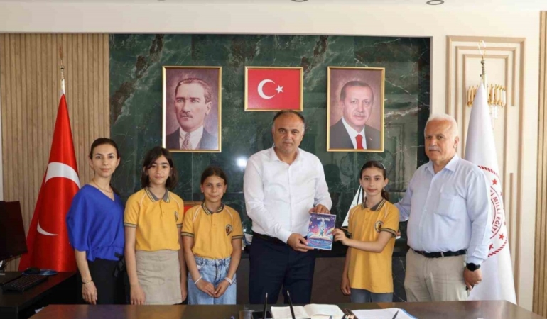 Sinop’ta minik yazarlardan hayali uzay yolculuğu