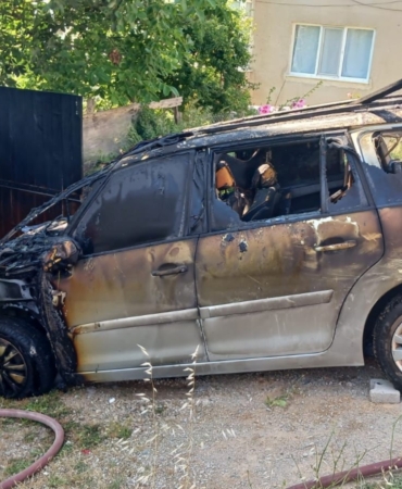 sinopta-park-halindeki-otomobil-yandi