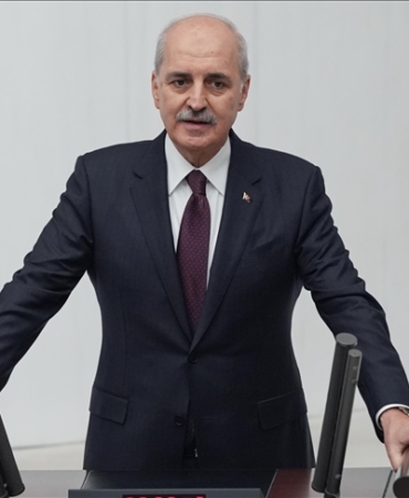 thumbs-b-c-60d6e04469023bc6545cf021b1ee5e8d