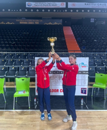 Tokat Küçükler Kız Floor Curling takımı Türkiye şampiyonu oldu