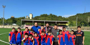 turkelide-yaz-futbol-okulu-acildi