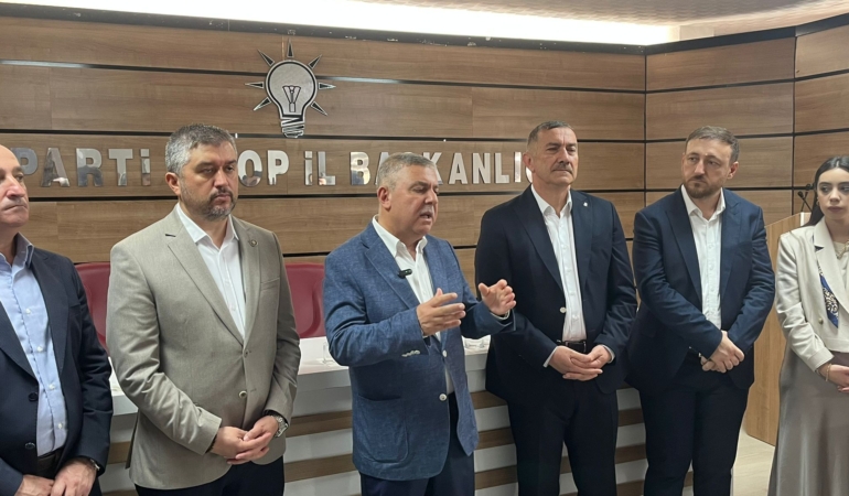 AK Parti Sinop teşkilatından bayram buluşması