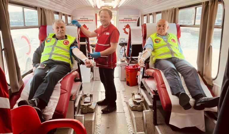 THK Sinop Şube yönetimi kan bağışında bulundu