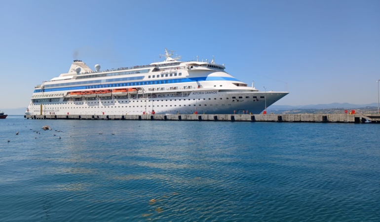 Sinop’a 1076 turist getirdi!