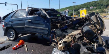 zincirleme-kazada-3u-agir-4-kisi-yaralandi