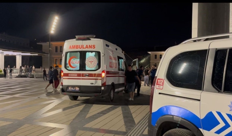 14-yasindaki-genc-kiz-4-kisiyi-bicakladi