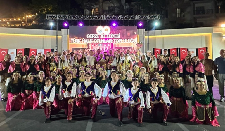 "Anadolu Hikâyeleri" sahneye taşındı