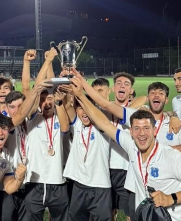 Sinoplu teknik adam takımıyla başarı elde etti