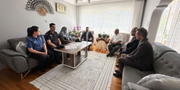 Kaymakam Çelik’ten şehit ailesine bayram ziyareti