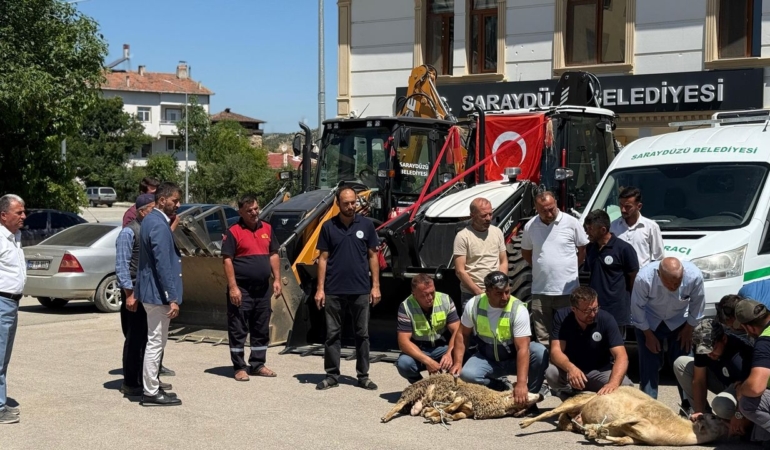 Yeni iş makineleri ilçede hizmete alındı