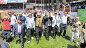 Sinoplu iş insanı rekor bedelle Kırkpınar ağası oldu