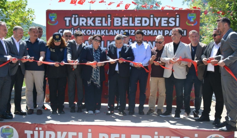 İlçenin yeni cazibe merkezi törenle açıldı
