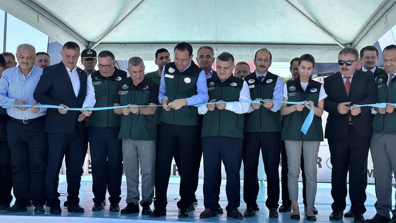 bakan-yardimcisi-gizligider-sinopta-acilisa-katildi