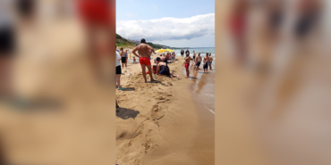 SİNOP'TA BİR KİŞİ BOĞULMA TEHLİKESİ GEÇİRDİ