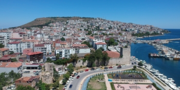 SİNOP'TA KAÇAK SU KULLANAN 9 ABONEYE 225 BİN LİRA İDARİ PARA CEZASI