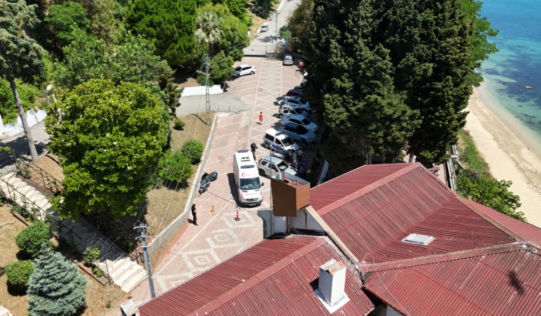 SİNOP’TA BOĞULMAK ÜZERE OLAN ÇOCUK KURTARILDI