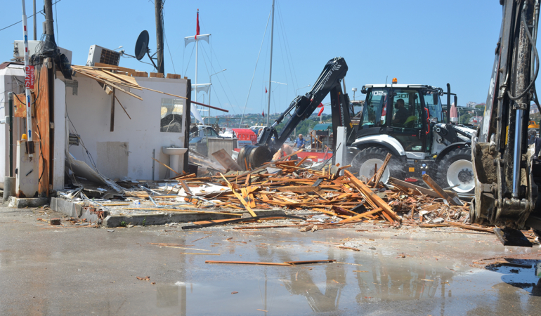 SİNOP’TA MEVZUATA AYKIRI 5 KULÜBE YERİNDEN KALDIRILDI