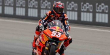 Deniz Öncü’den tarihi başarı