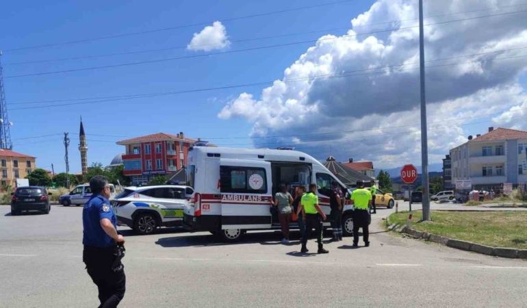 Direksiyon hakimiyetini kaybetti, yere düştü