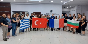 e6db3d90-35ee-4915-a45e-ac581278a895