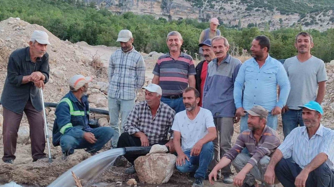 emekli-olup-memleketine-dondu-su-sikintisini-cozdu