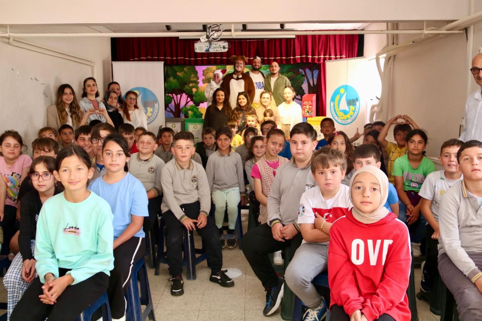 SIFIR ATIK TİYATRO PROJESİ “BORA GERİ DÖNÜŞÜM YOLUNDA” SİNOP’TA BAŞARIYLA TAMAMLANDI