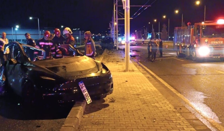 Feci kazada 2 hemşire yanarak hayatını kaybetti