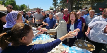 gumushacikoy-halkinda-asure-ikram-edildi