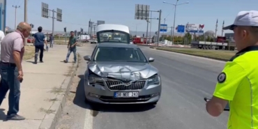 iki-otomobil-carpisti-3-yarali