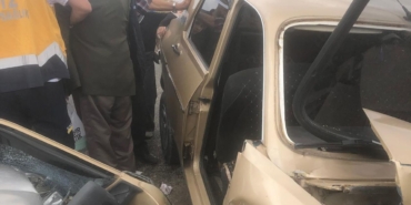 iki-otomobilin-carpistigi-kazada-5-kisi-yaralandi