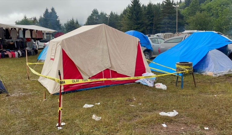 Kaldığı çadırda karbonmonoksitten zehirlenen polis öldü