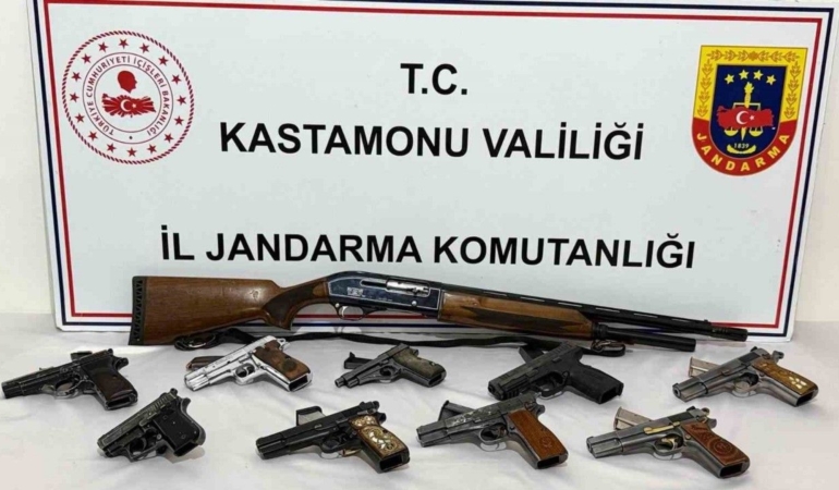 Kastamonu’da 10 adet ruhsatsız silah ele geçirildi