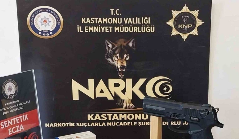kastamonuda-narkotik-operasyonu-1-gozalti