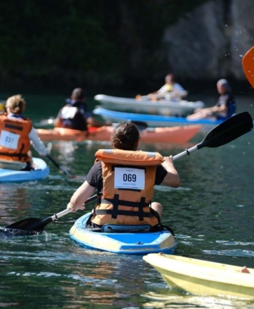 kral-mezarlari-kano-yarisi-duzenlendi