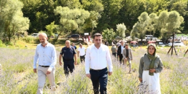 lavanta-bahcesi-torenle-hizmete-acildi