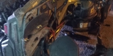 otomobille-atv-araci-carpisti-6-kisi-yaralandi