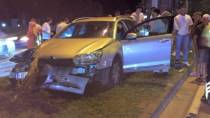 samsunda-motosiklet-otomobille-carpisti-2-yarali