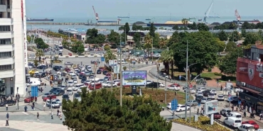 samsunda-trafige-kayitli-arac-sayisi-515-bini-asti